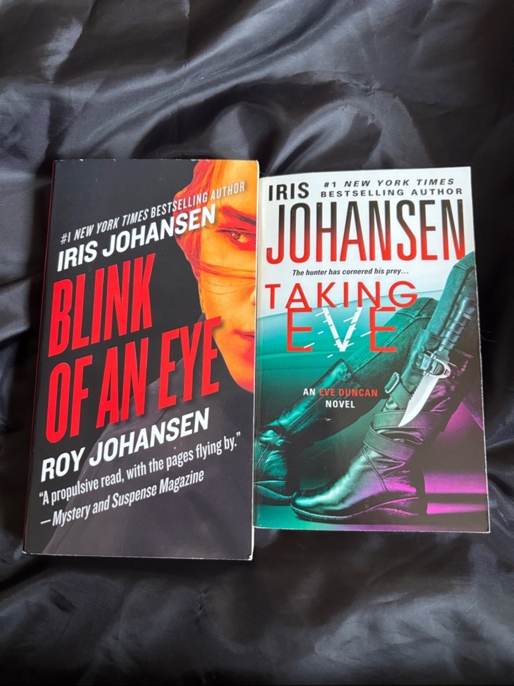 2 Book Bundle by Iris Johansen💀📚